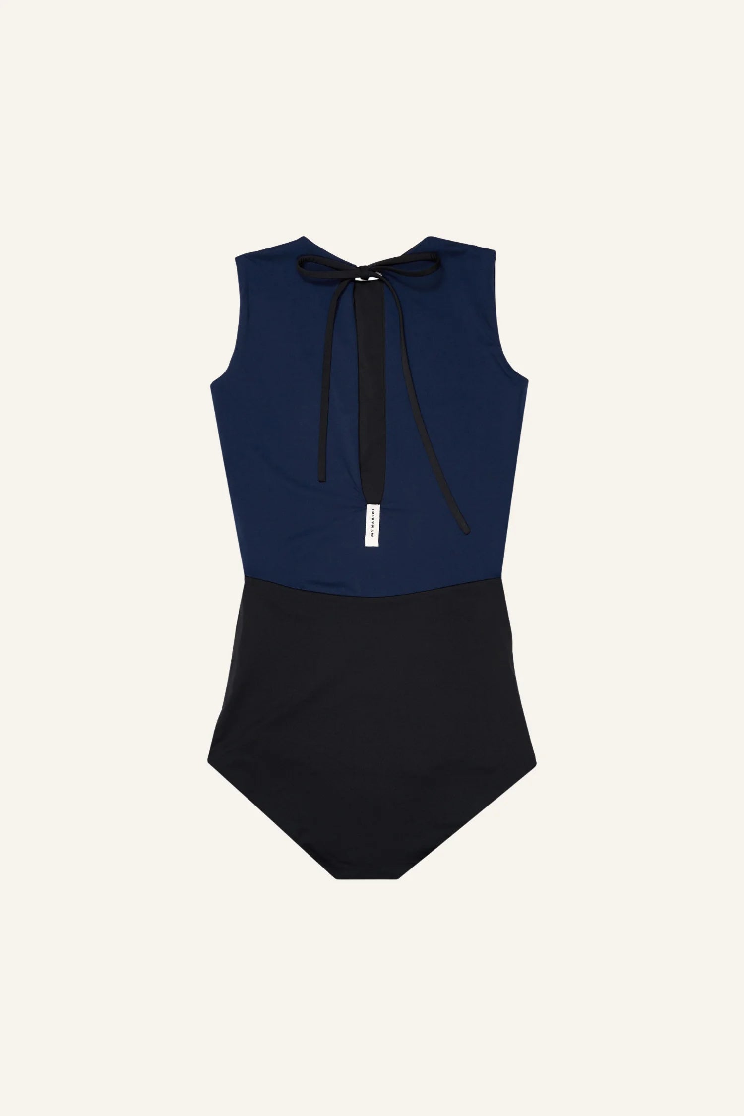 mymarini-outfit-onepiece-classics-wendbarer-badeanzug-mit-hohem-ausschnitt-in-sc image 3