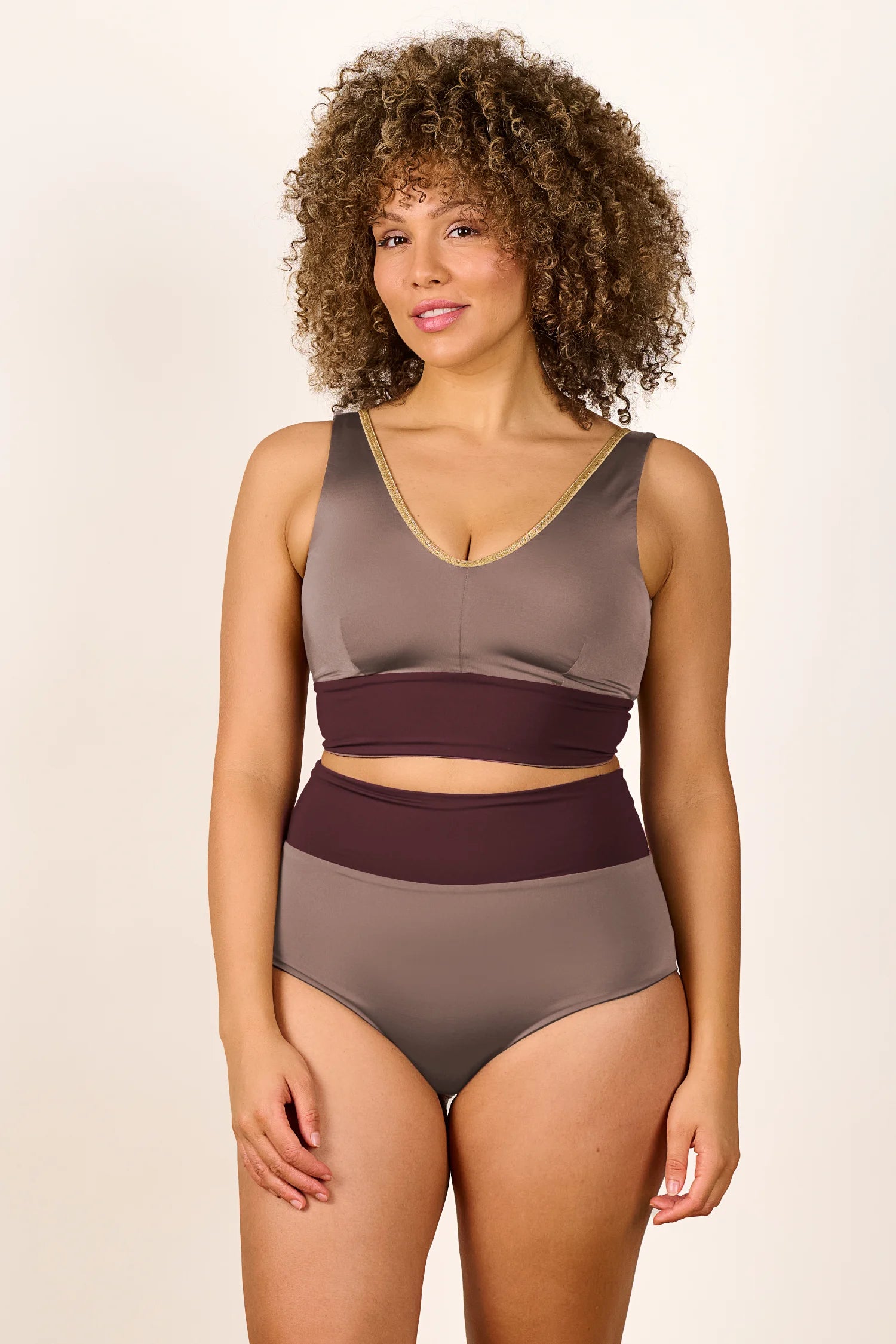 mymarini-yoga-set-shimmer-brown-bikini-set-v-neck-highwaist image 6