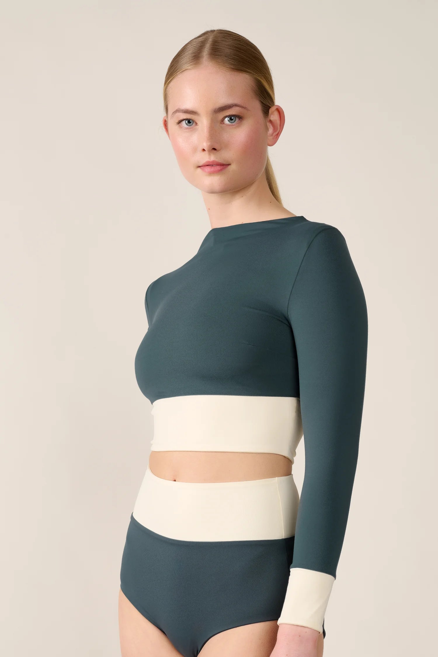 mymarini-surf-shirt-classics-rashguard-cropped-langarm-wendbar image 1
