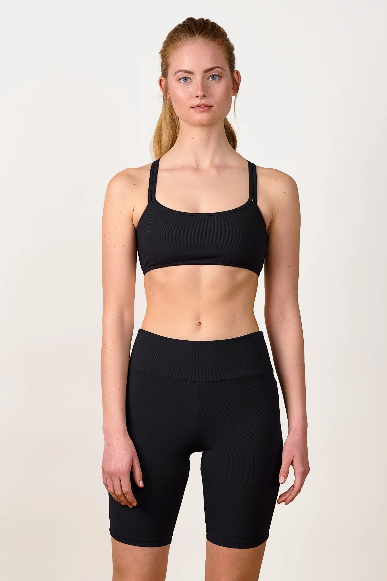 mymarini-sunny-top-bikini-oberteil-mit-ripp-struktur-und-spaghetti-tr-gern image 1