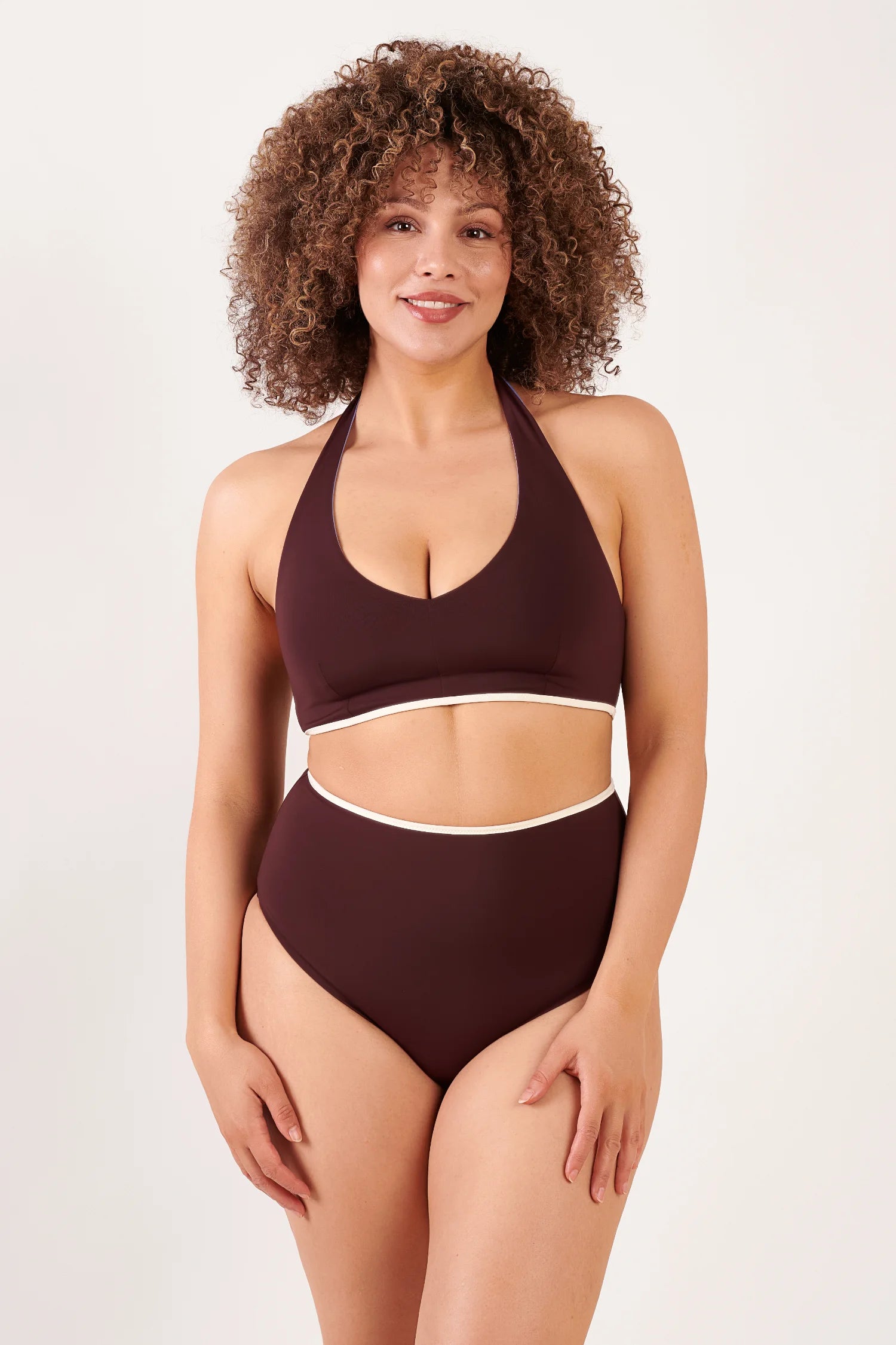 mymarini-highwaist-shorts-high-waist-bikinihose-mit-kontrastbund image 2