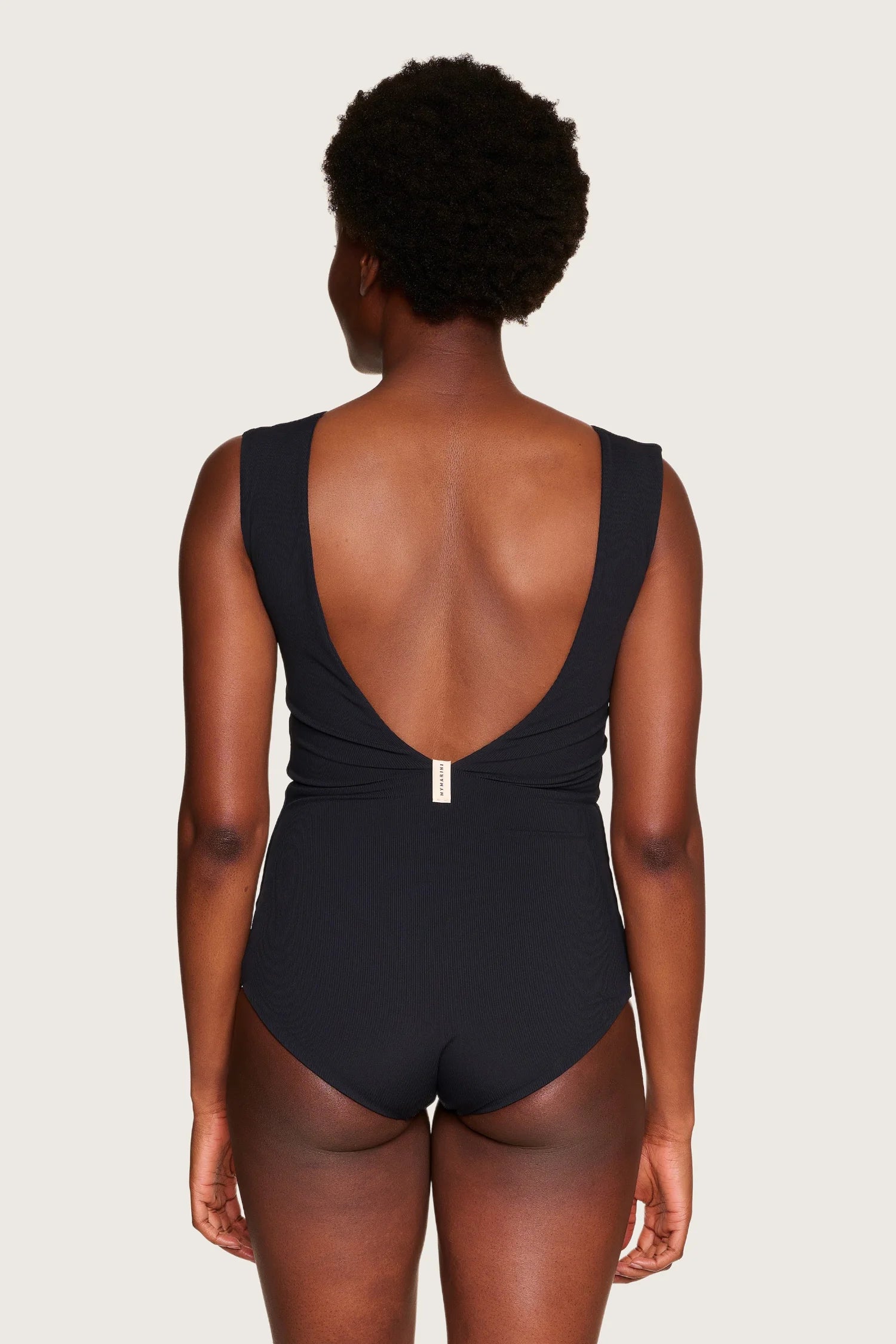mymarini-seabody-swim-apparel-badeanzug-mit-stehkragen-und-tiefem-r-cken image 4