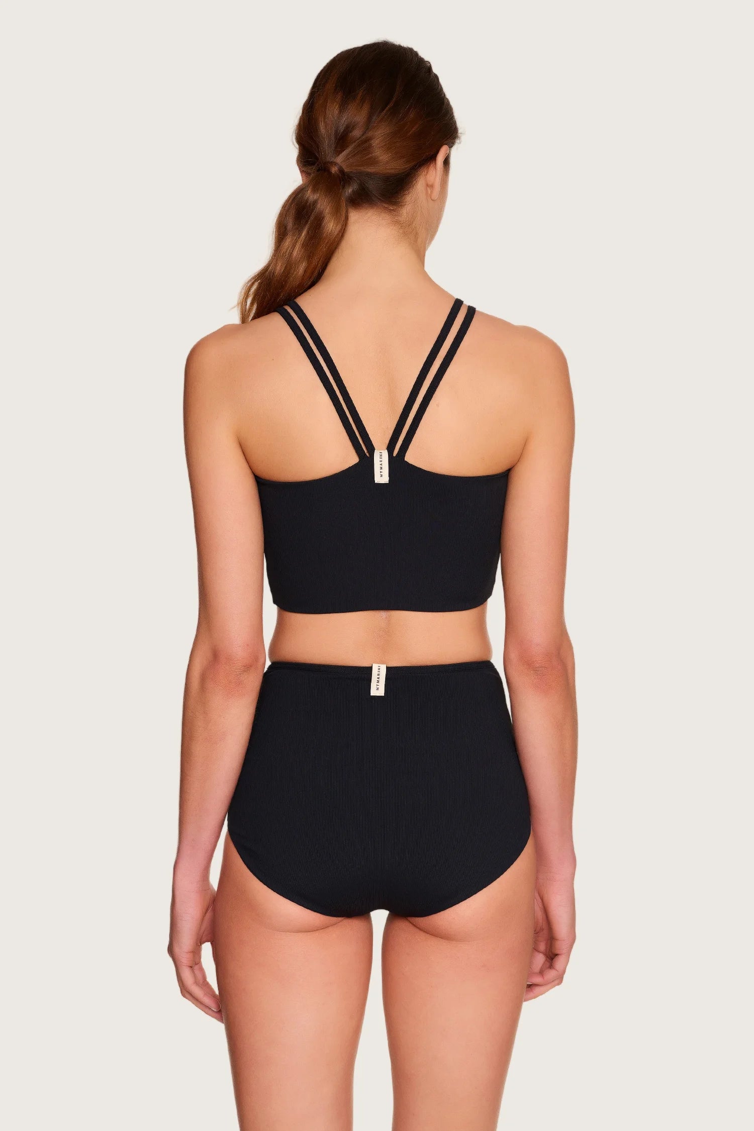 mymarini-grace-set-bikini-set-schwarz-longline-top-highwaist-shorts image 5