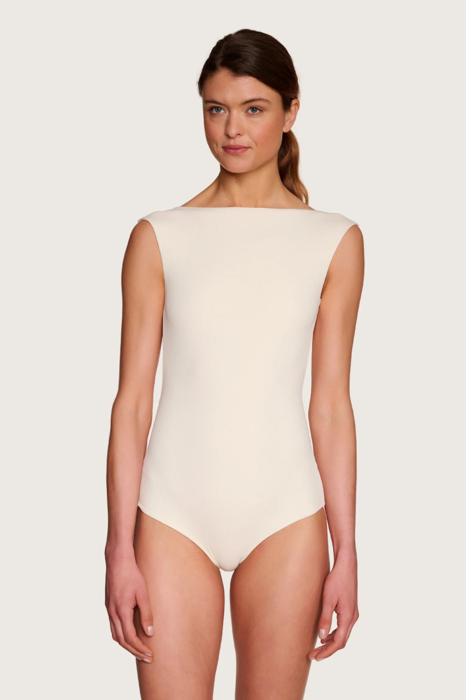 mymarini-seabody-swim-apparel-badeanzug-mit-stehkragen-und-tiefem-r-cken image 8