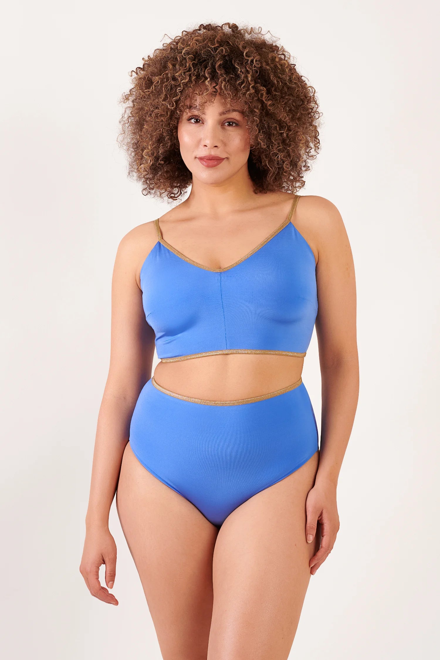 mymarini-vacation-top-shine-longline-bikinioberteil image 8