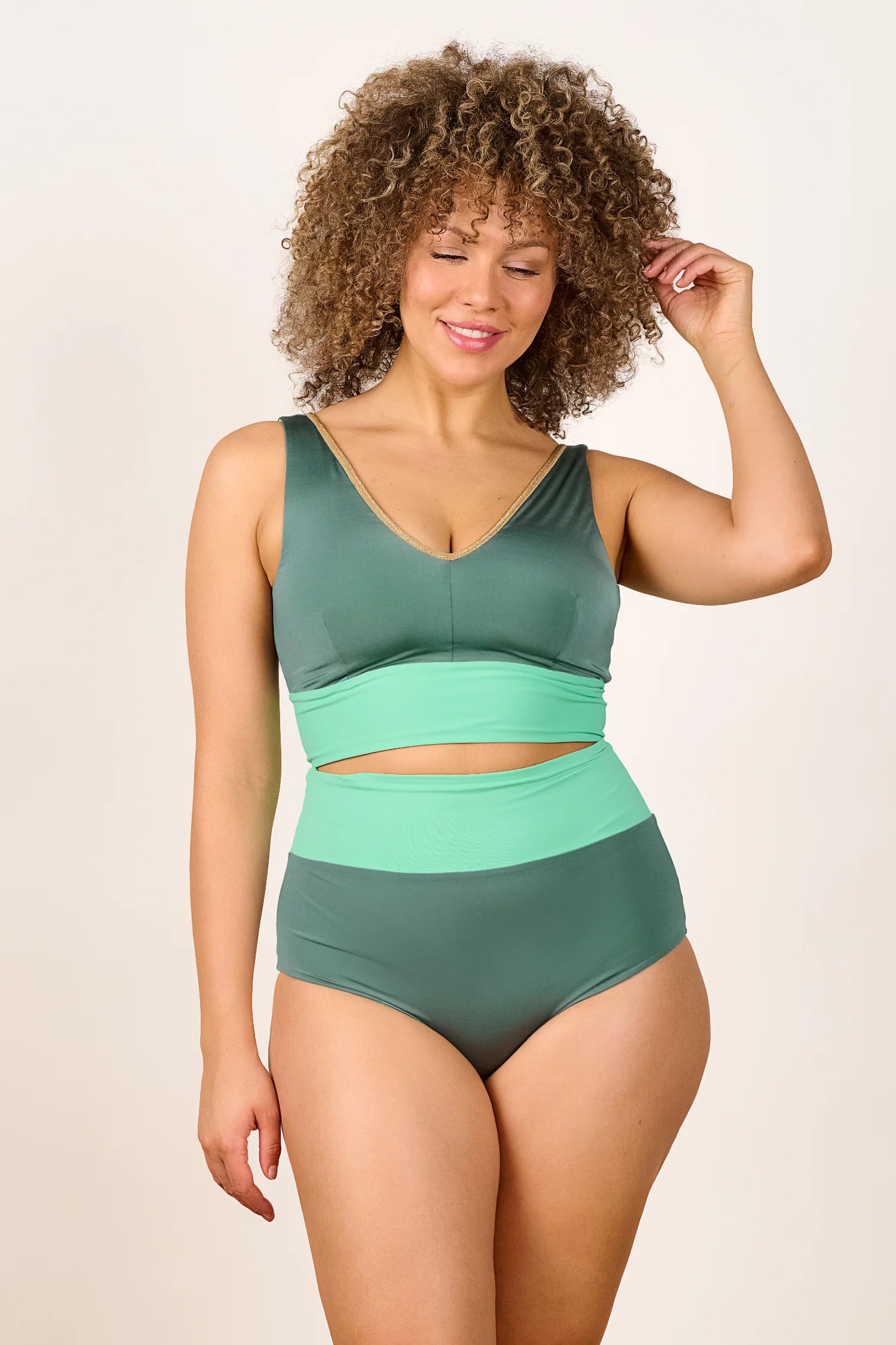 mymarini-yoga-top-memories-bikini-oberteil-lagoon image 3