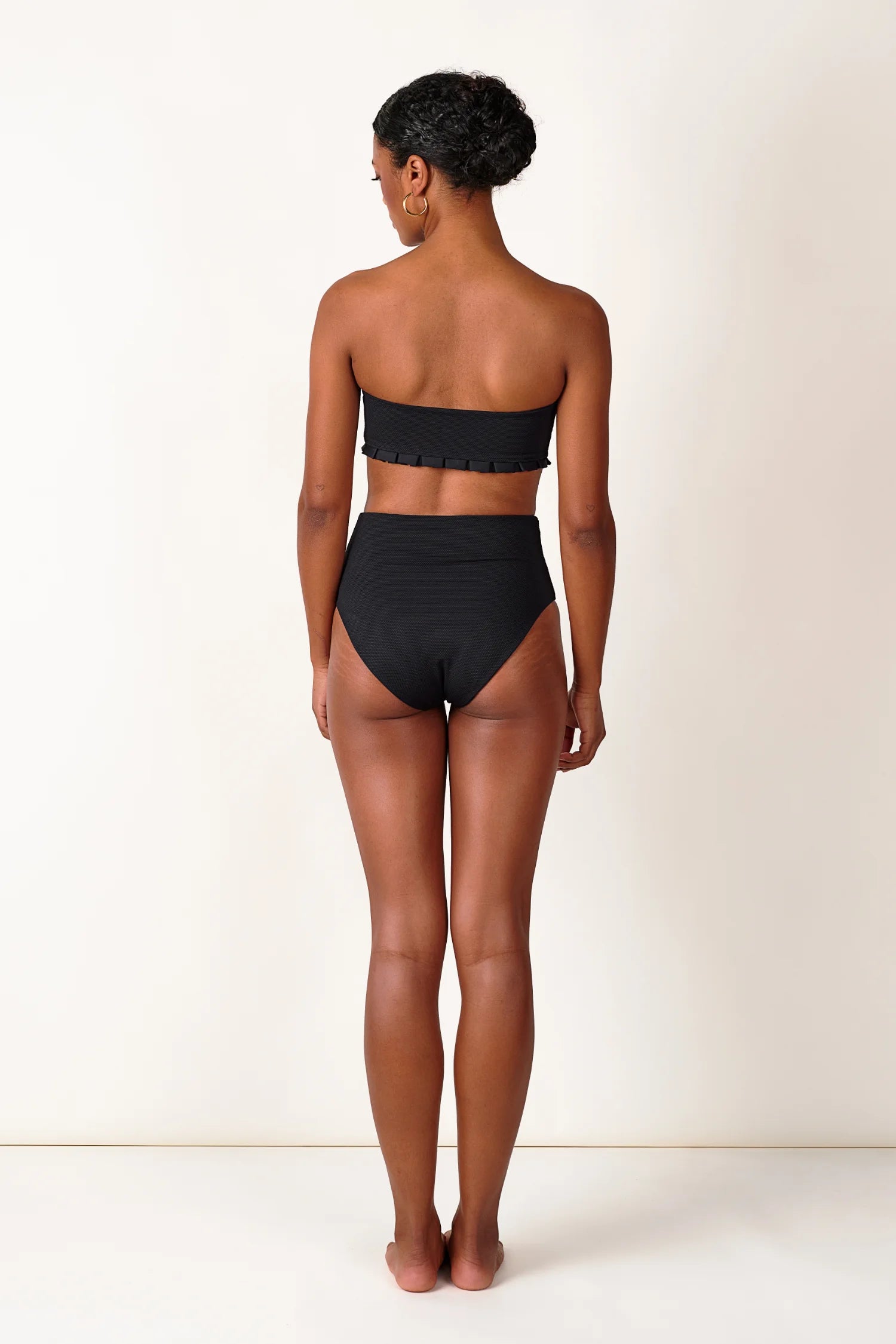 mymarini-top-no-2-bikini-oberteil-schwarz-bandeau-tr-gerlos image 2