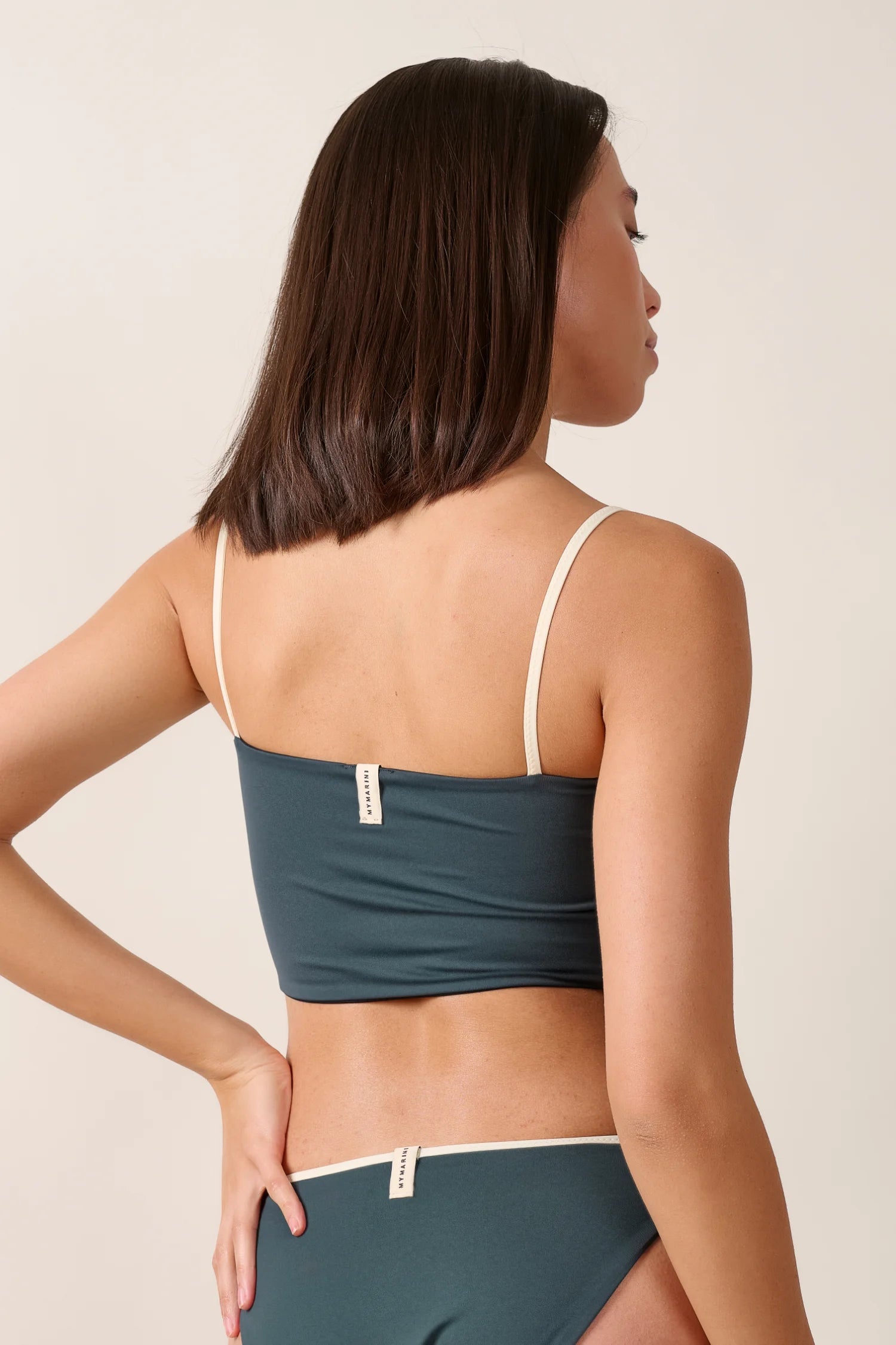 mymarini-easy-top-long-classics-crop-bikinitop-black-grey-white image 4