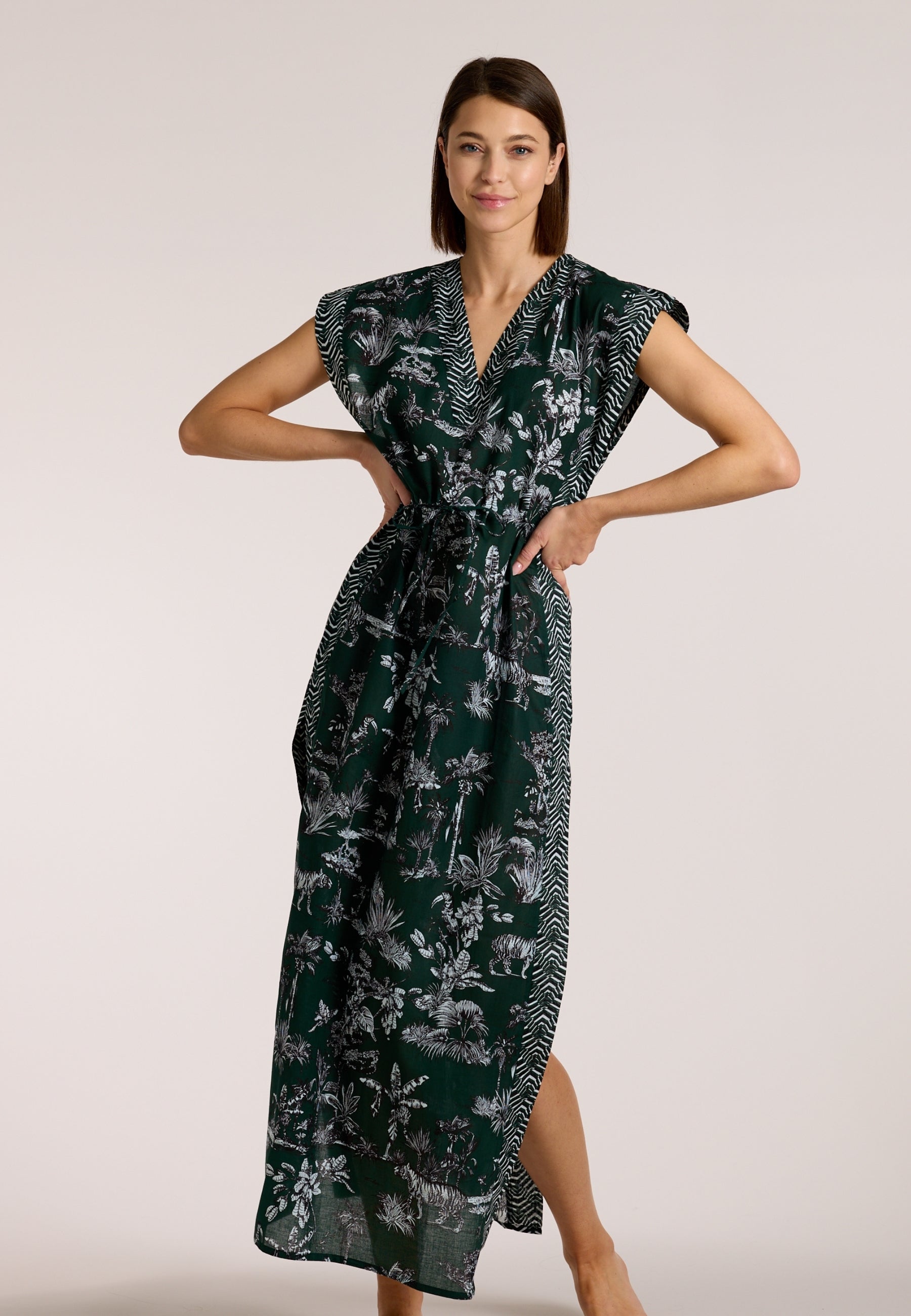 olympia-savanna-maxi-dress-maxikleid-mit-v-ausschnitt image 2